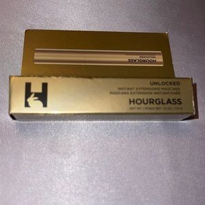 2/$20💋 Hourglass Unlocked Instant Extension Mascara